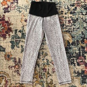Beach Riot - white and black spotted legging